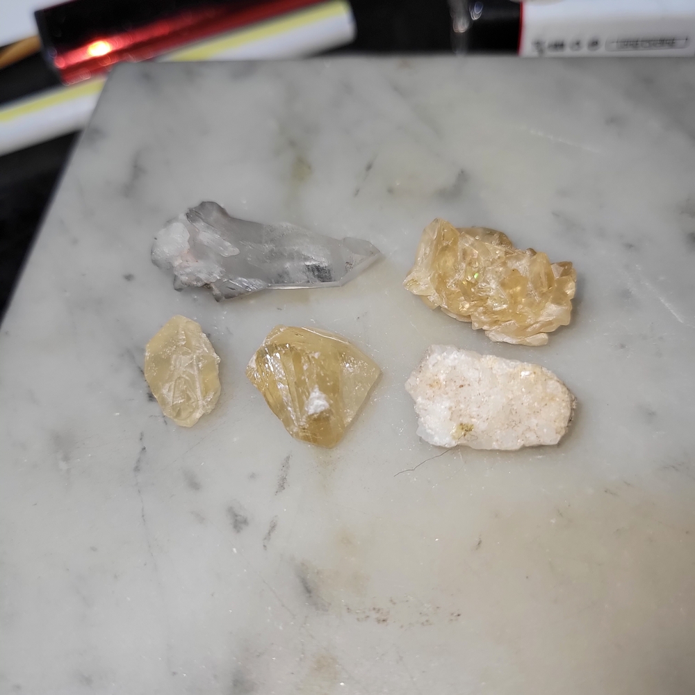 Assorted Raw Gemstone Collection - Picture 2 of 5